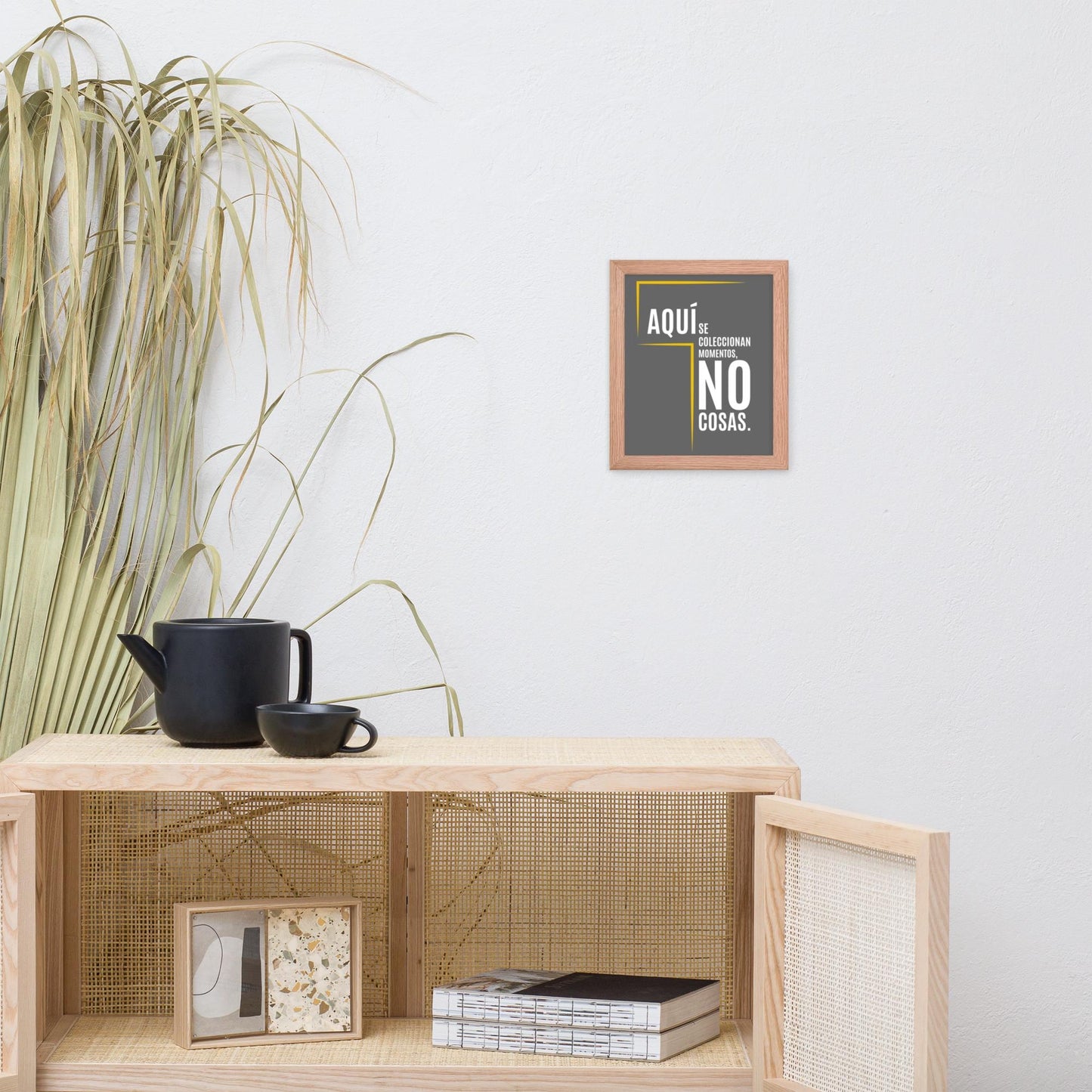 Cuadro Enmarcado – Aquí se coleccionan momentos, no cosas – Decoración Hogar – We Collect Moments, Not Things Wall Art